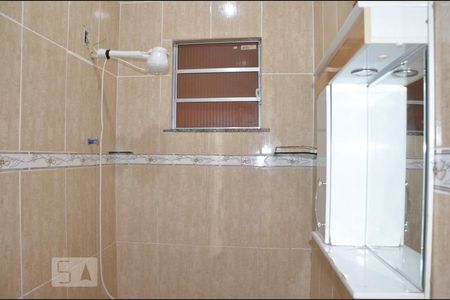 Apartamento para alugar com 90m², 2 quartos e sem vagaBanheiro