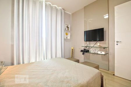 Apartamento para alugar com 80m², 3 quartos e 2 vagas Apartamento para alugar com 80m², 3 quartos e 2 vagasQuarto