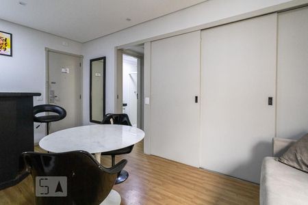 Sala de apartamento à venda com 1 quarto, 35m² em Jardim Paulista, São Paulo