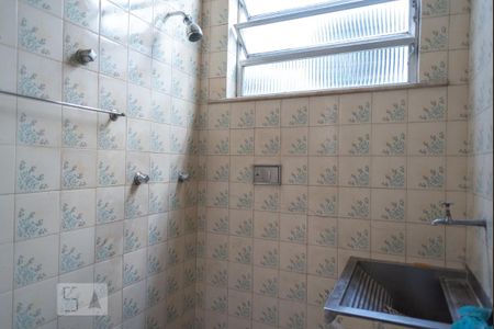 Apartamento para alugar com 36m², 1 quarto e sem vagaBanheiro
