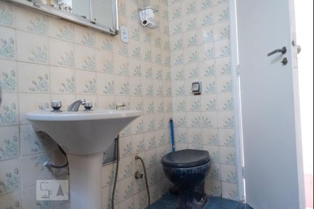 Banheiro de apartamento para alugar com 1 quarto, 36m² em Copacabana, Rio de Janeiro