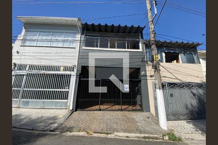 Casa à venda com 320m², 4 quartos e 2 vagasFachada