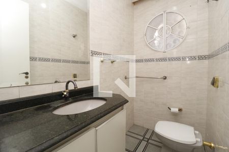 Casa à venda com 320m², 4 quartos e 2 vagasLavabo