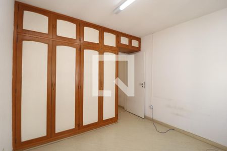 Casa à venda com 320m², 4 quartos e 2 vagasQuarto 2