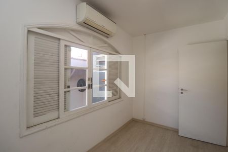 Casa à venda com 320m², 4 quartos e 2 vagasQuarto 1