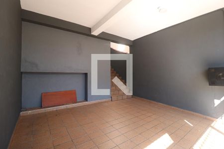 Casa à venda com 320m², 4 quartos e 2 vagasGaragem