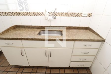 Casa à venda com 320m², 4 quartos e 2 vagasCozinha