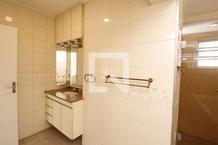 Casa à venda com 320m², 4 quartos e 2 vagasBanheiro da Suíte