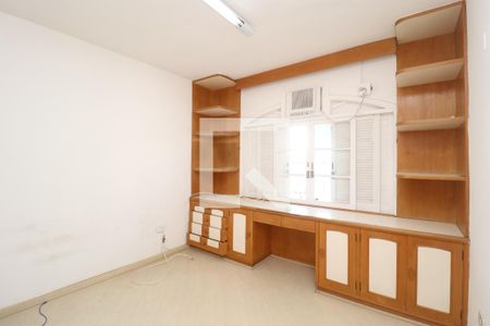 Casa à venda com 320m², 4 quartos e 2 vagasQuarto 2
