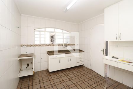 Casa à venda com 320m², 4 quartos e 2 vagasCozinha