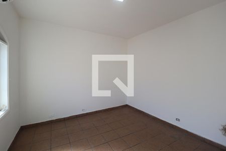 Casa à venda com 320m², 4 quartos e 2 vagasQuarto 4