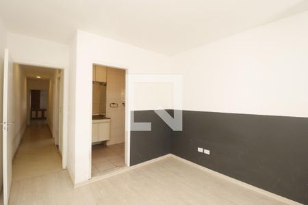 Casa à venda com 320m², 4 quartos e 2 vagasQuarto 3 - Suíte