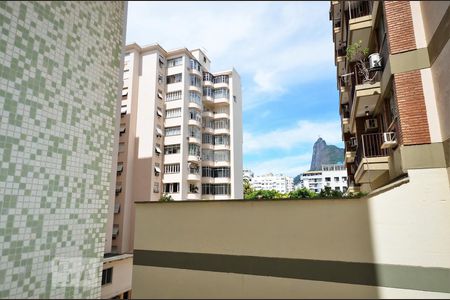 Vista de apartamento à venda com 2 quartos, 64m² em Botafogo, Rio de Janeiro