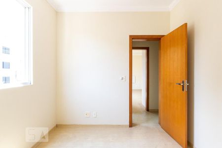 Quarto de apartamento à venda com 3 quartos, 90m² em Castelo, Belo Horizonte