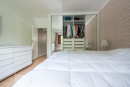 Casa à venda com 100m², 2 quartos e 1 vaga Casa à venda com 100m², 2 quartos e 1 vagaQuarto 1