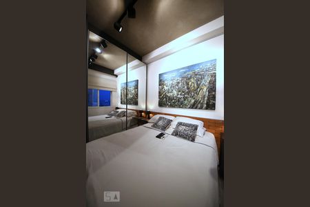 Apartamento à venda com 40m², 1 quarto e 1 vagaQuarto