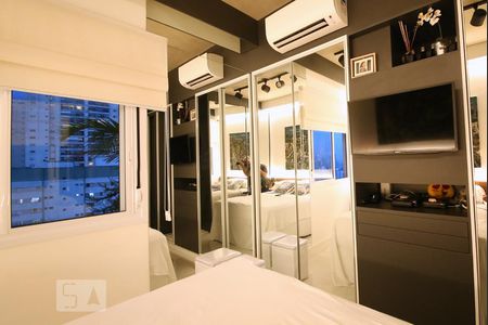 Apartamento à venda com 40m², 1 quarto e 1 vagaQuarto - Armários 