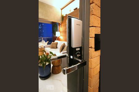 Apartamento à venda com 40m², 1 quarto e 1 vagaFechadura Eletrônica 