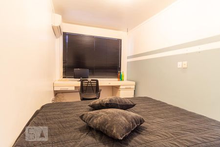 Dormitório de apartamento à venda com 1 quarto, 42m² em Petrópolis, Porto Alegre