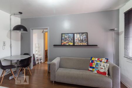 Sala de apartamento à venda com 1 quarto, 42m² em Petrópolis, Porto Alegre