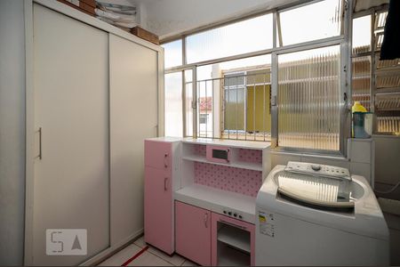 Apartamento à venda com 75m², 2 quartos e 1 vagaÁrea de serviço