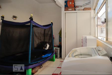 Apartamento à venda com 75m², 2 quartos e 1 vagaÁrea de serviço