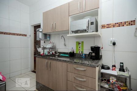 Apartamento à venda com 75m², 2 quartos e 1 vagaCozinha