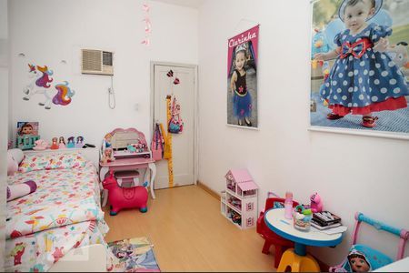 Apartamento à venda com 75m², 2 quartos e 1 vagaQuarto 2