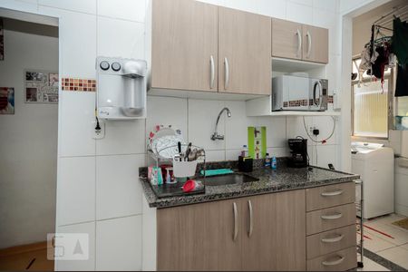 Apartamento à venda com 75m², 2 quartos e 1 vagaCozinha