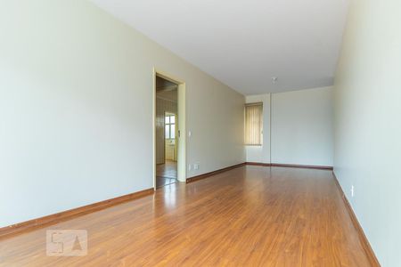 Sala de apartamento à venda com 2 quartos, 90m² em Vila Itapura, Campinas