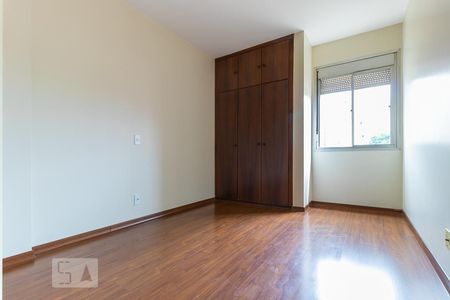 Apartamento à venda com 90m², 2 quartos e 1 vagaQuarto