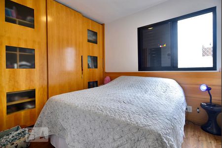 Apartamento para alugar com 74m², 3 quartos e 2 vagasQuarto Suíte