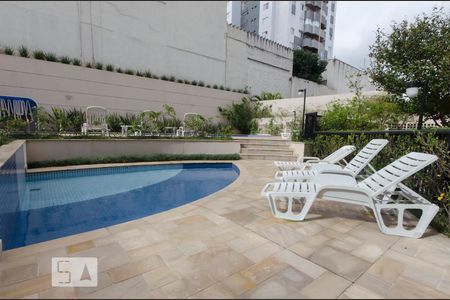 Apartamento para alugar com 74m², 3 quartos e 2 vagasÁrea comum - Piscina