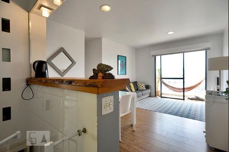 Apartamento para alugar com 74m², 3 quartos e 2 vagasSala