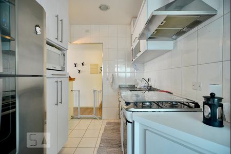 Apartamento para alugar com 74m², 3 quartos e 2 vagasCozinha