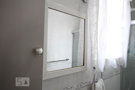 Banheiro de apartamento à venda com 1 quarto, 45m² em Vila Guarani (zona Sul), São Paulo