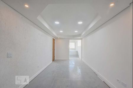 Sala de apartamento para alugar com 2 quartos, 100m² em Vila Isa, São Paulo