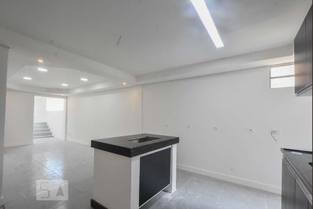 Apartamento para alugar com 100m², 2 quartos e 1 vagaCozinha