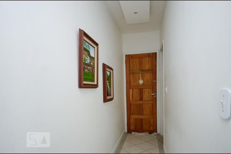 Corredor de apartamento à venda com 4 quartos, 140m² em Icaraí, Niterói