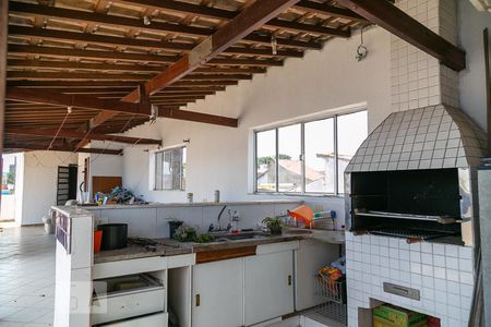 Casa de condomínio à venda com 220m², 3 quartos e 2 vagasÁrea externa