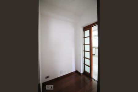 Apartamento à venda com 68m², 2 quartos e sem vaga Apartamento à venda com 68m², 2 quartos e sem vagaCorredor