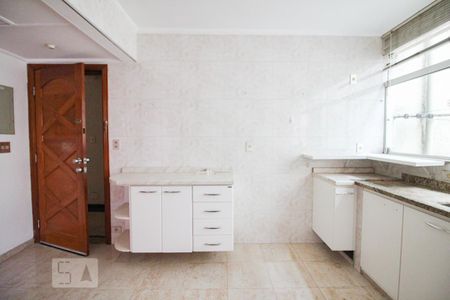 Apartamento à venda com 68m², 2 quartos e sem vaga Apartamento à venda com 68m², 2 quartos e sem vagaCozinha