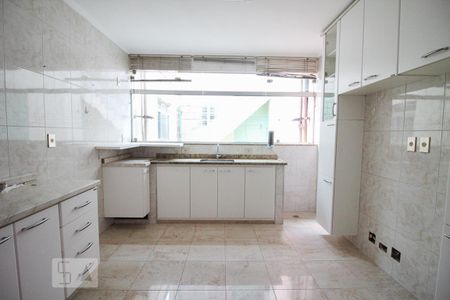 Apartamento à venda com 68m², 2 quartos e sem vaga Apartamento à venda com 68m², 2 quartos e sem vagaCozinha