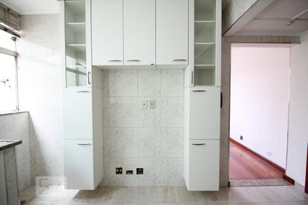 Apartamento à venda com 68m², 2 quartos e sem vaga Apartamento à venda com 68m², 2 quartos e sem vagaCozinha