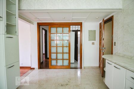 Apartamento à venda com 68m², 2 quartos e sem vaga Apartamento à venda com 68m², 2 quartos e sem vagaCozinha