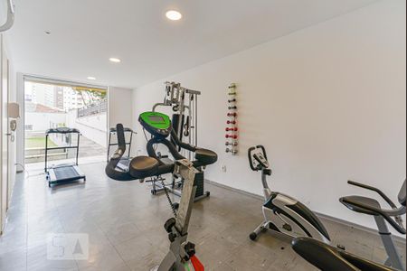 Studio para alugar com 32m², 1 quarto e 1 vaga Studio para alugar com 32m², 1 quarto e 1 vagaAcademia