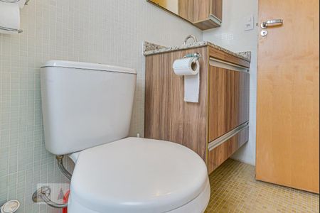 Studio para alugar com 32m², 1 quarto e 1 vaga Studio para alugar com 32m², 1 quarto e 1 vagaBanheiro