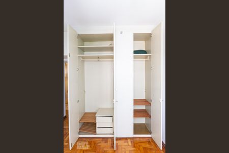 Apartamento à venda com 45m², 1 quarto e 1 vaga Apartamento à venda com 45m², 1 quarto e 1 vagaQuarto