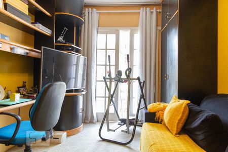 Casa à venda com 550m², 4 quartos e 4 vagas Casa à venda com 550m², 4 quartos e 4 vagasQuarto 3