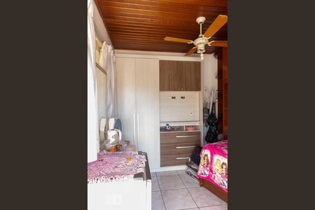 Casa à venda com 550m², 4 quartos e 4 vagas Casa à venda com 550m², 4 quartos e 4 vagasQuarto